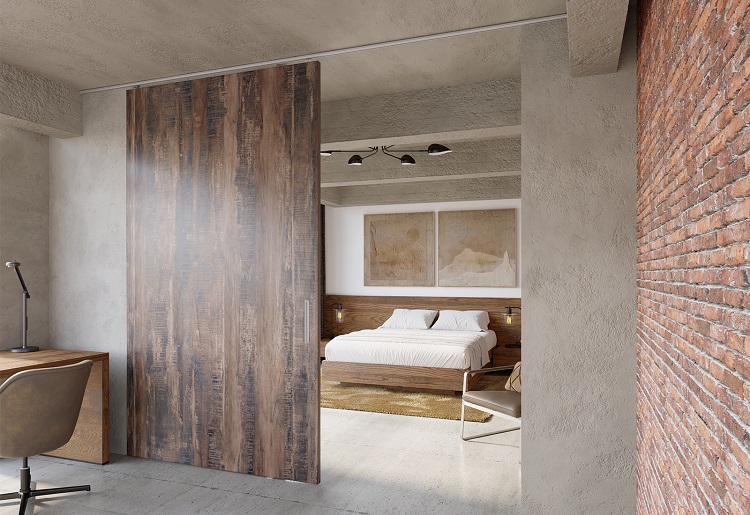 Contoh pintu kayu industrial, Sumber: saheco.com